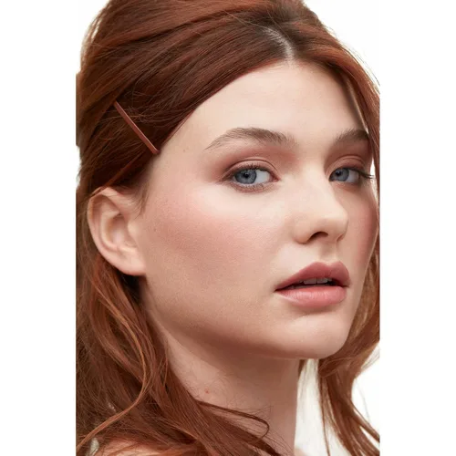 Vista 9 de Day Rate Beauty Hero Pins (2 pulgadas, tubo de 12) – Pasadores profesionales para bollos y recogidos seguros – Recubierto de nailon, anti-rozaduras