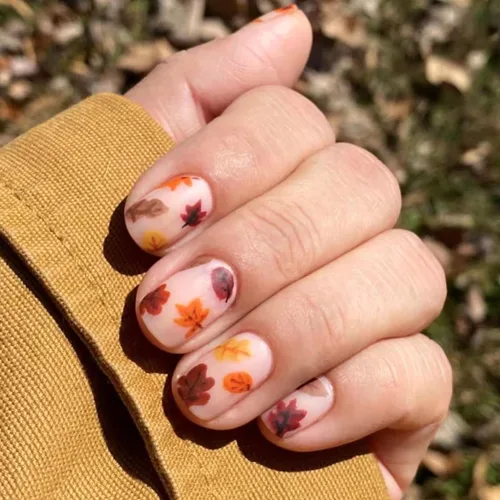 Vista 9 de 24 uñas postizas a presión de hoja de arce, uñas de almendra de longitud media, uñas postizas retro con hojas de otoño con diseño de Acción de Uñas