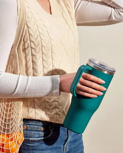 Vista 4 de Maars Charger - Taza de viaje aislada de 40 onzas con asa, vaso de acero inoxidable sellado al vacío de doble pared con popote y tapa, ónix blanco