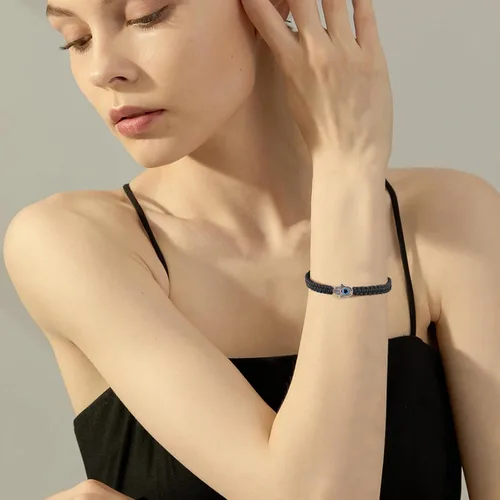 Vista 5 de VIBILIA Pulseras contra el mal de ojo para mujeres y hombres, hechas a mano, trenzadas, de buena suerte, cuerda de cuerda, hilo de amistad, cuerda