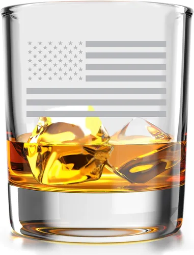 Vista 2 de Regalo patriótico de la bandera americana, vaso de whisky a la antigua, diseño de rocas de whisky, capacidad de 10 onzas (paquete de 2)