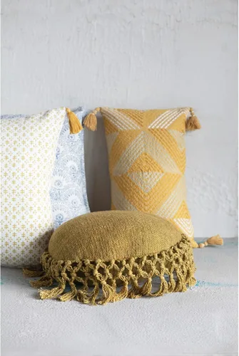 Vista 2 de Creative Co-Op Almohada bordada de algodón con borlas lumbares, 20 pulgadas de largo x 12 pulgadas de ancho x 2 pulgadas de alto, multicolor