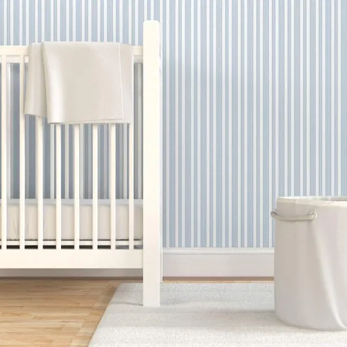 Vista 6 de Spoonflower Pale Stripe - Papel tapiz extraíble para cuarto de bebé Rollo de 24 x 144 pulgadas Rayas a rayas francesas azul y blanco