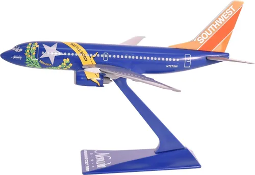 Vista 3 de Boeing Southwest Airlines Nevada 737-700 Escala 1:200 - Modelo de avión de plástico a presión - Réplica coleccionable de aviones Southwest Airlines