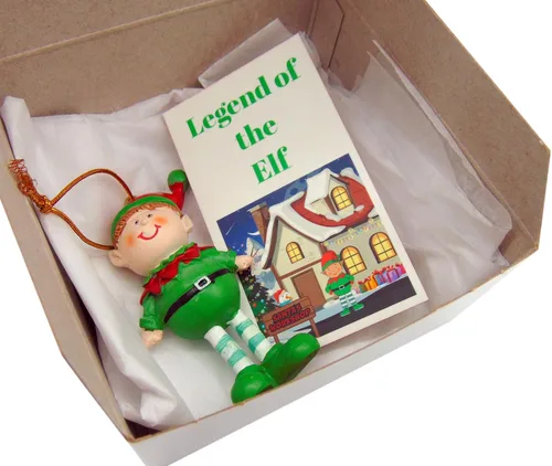 Vista 5 de Adorno de leyenda del elfo de poliresina para árbol de Navidad con tarjeta de historia en caja de regalo