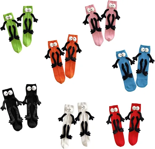 Vista 3 de Calcetines de mano para parejas, tubo medio, divertidos, novedosos, con manos, para niños, niñas, magnéticos, 3D, muñecas, regalos de amistad