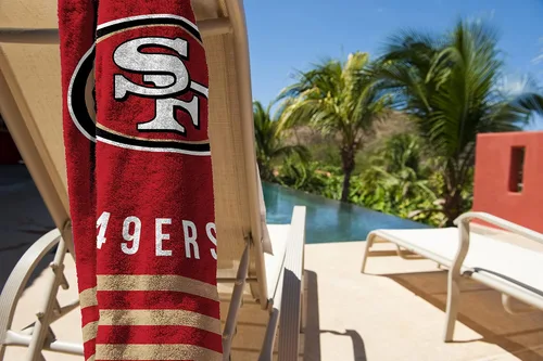 Vista 2 de Northwest NFL San Francisco 49ers - Toalla de playa unisex para adultos, mezcla de algodón y poliéster, 30 x 60 pulgadas, rayas