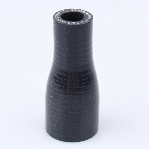 Vista 2 de AC PERFORMANCE ID de 1" a 1/2" (25mm a 13mm) Manguera de silicona recta reductora de 3 capas reforzada negra, 3" de longitud