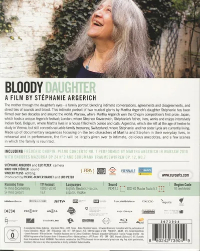 Vista 2 de Bloody Daughter - Martha Argerich, A film by Stephanie Argerich