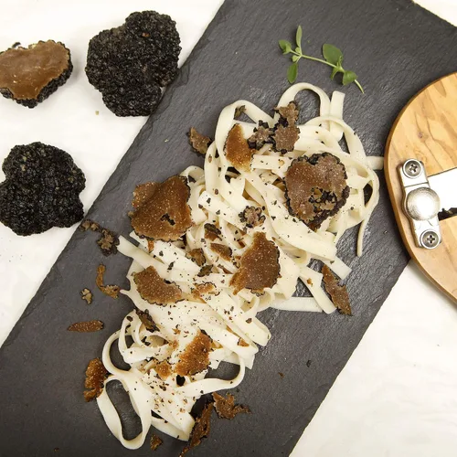 Vista 3 de TRUFFLES USA Trufas negras enteras 1.76 oz