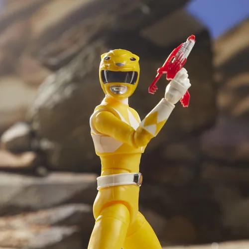 Vista 4 de Power Rangers Lightning Collection - Figura de acción coleccionable (6 pulgadas), color amarillo