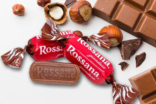 Vista 2 de SweetGourmet Rossana - Caramelo duro italiano relleno de chocolate y avellana, 1 libra