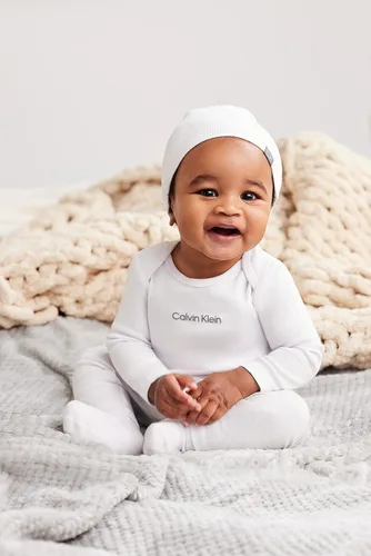 Vista 3 de Calvin Klein Organic Baby Essentials 4 Piece Essentials Set