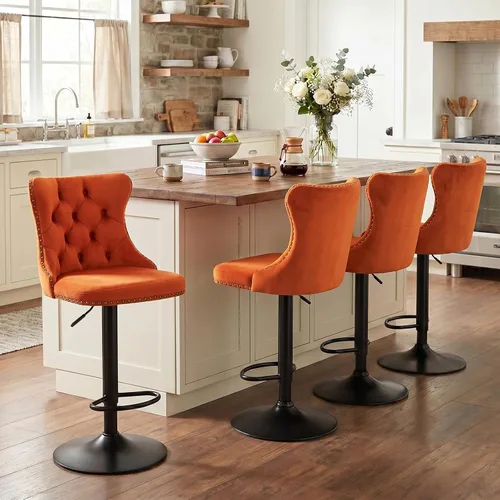 Vista 337 de SoarFlash Juego de 2 taburetes de bar tapizados de terciopelo moderno con patas de madera, botones acolchados, cabeza de clavo cromada, asiento