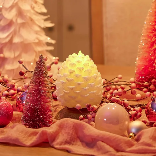 Vista 6 de Luminara Pinecone - Vela sin llama con purpurina de cisne blanco y acabado de nieve, figura de piña, velas LED de cera real sin aroma, funciona