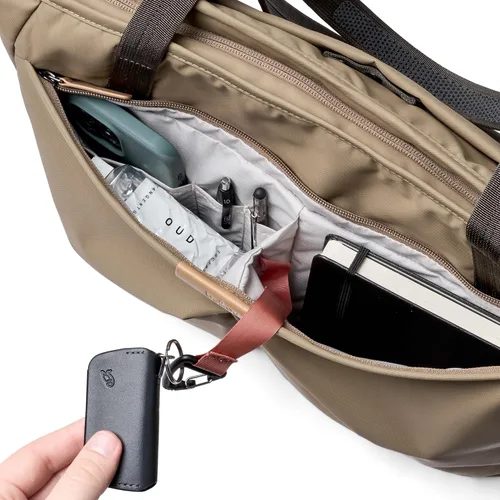 Vista 2 de Bellroy Tokyo Wonder Tote (15L laptop tote bag, fits 16" laptop)