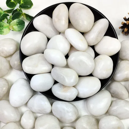 Vista 8 de YISZM - Piedras negras para plantas, 2 libras, rocas naturales de río pulidas de 1-2 pulgadas de alto para paisajismo, piedras decorativas