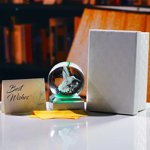 Vista 6 de Bola de cristal 3D grabada con colibrí en 3D con base LED colorida, esfera de vidrio de 8 cm, ideas para decoración del hogar y regalos para amigos