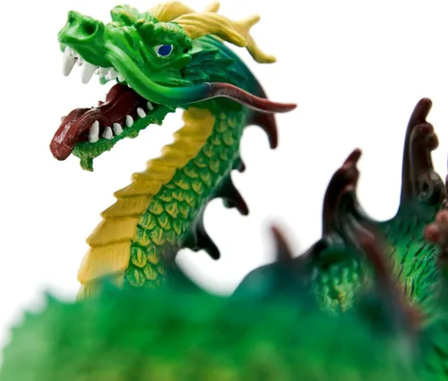 Vista 4 de Safari Ltd. Figura de dragón chino – Figura detallada de plástico de 6 pulgadas – Divertido juguete educativo de fantasía para niños, niñas y niños