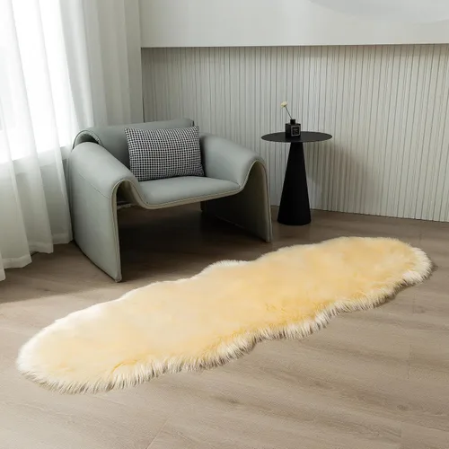 Vista 4 de Alfombra de piel sintética de 2 x 6 pies, color beige, lavable a máquina, súper suave, esponjosa, alfombra de piel de oveja mullida para dormitorio
