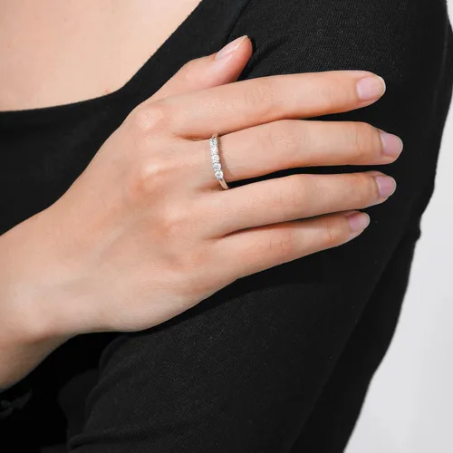 Vista 5 de Tienda Collection Sterling Silver Five-Stone Ring set with Round Cut Infinite Elements Cubic Zirconia