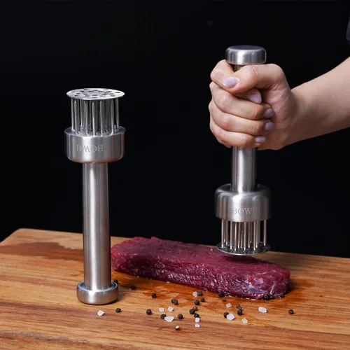 Vista 8 de Mazo Ablandador de Carne de Acero Inoxidable BQWII con 21 Agujas Agudas - Un Martillo Ablandador de Carne para Pollo y Res, Martillo de Carne