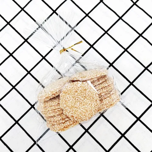 Vista 3 de 100 bolsas de celofán de 6 x 8 pulgadas, bolsas transparentes para golosinas con lazos giratorios de 4 pulgadas, bolsas de plástico