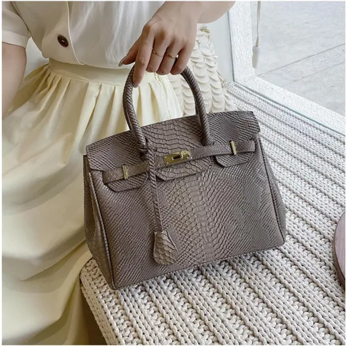 Vista 4 de Bolso bandolera de cuero con asa superior para mujer con correa desmontable