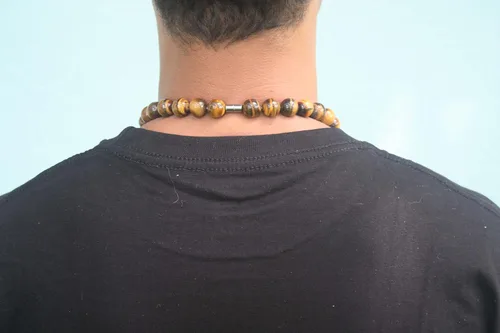 Vista 5 de Mens Tiger Eye Necklace - 14mm Large Beaded Necklace - Prosperity Crystals - Anti Depression Jewelry - 24 Inch Chain - Healing Crystal Jewelry