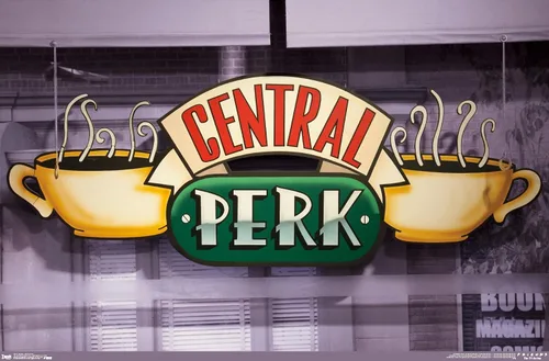 Vista 9 de Trends International Friends - Póster de pared de Central Perk, 14.725 x 22.375 pulgadas, versión enmarcada de madera de granero