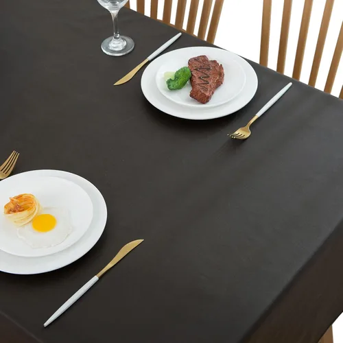 Vista 4 de LIBERECOO Mantel de vinilo con reverso de franela, negro sólido, impermeable, resistente a las manchas, mantel de mesa fácil de limpiar