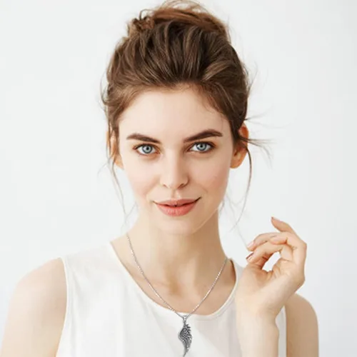 Vista 5 de LOOVE Collar de alas de ángel de plata de ley 925 con colgante de ángel de la guarda con dije de ángel, joyería de regalo para mujeres, niñas