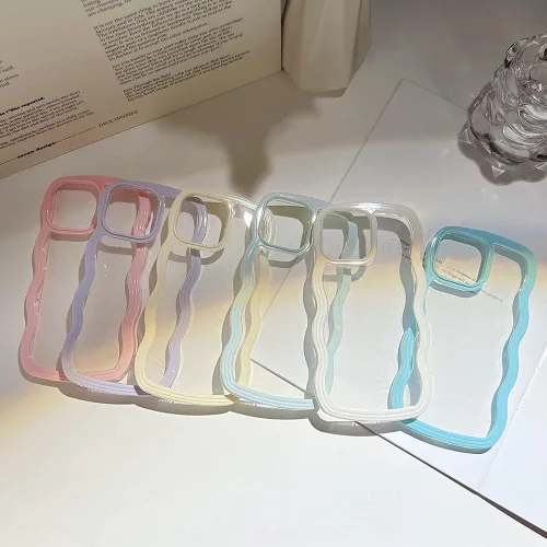 Vista 5 de QLTYPRI Funda compatible con iPhone 7/8/SE, bonita funda transparente con marco ondulado rizado para niñas y mujeres, funda protectora de TPU