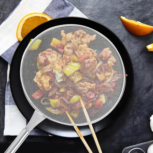 Vista 5 de FUOYLOO Pantalla de salpicaduras de aceite de acero inoxidable con mango cómodo, protector de grasa de malla fina para sartenes, sartenes de cocina