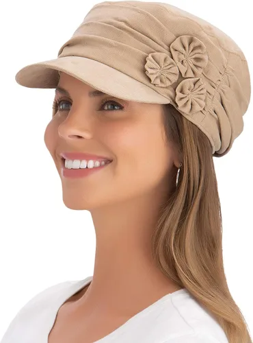 Vista 2 de Collections Etc Elegante y cómodo sombrero adornado lateral, detalles fruncidos, flores, elástico