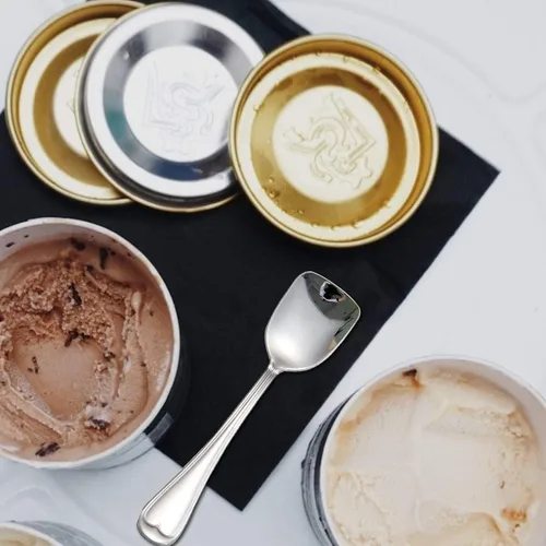 Vista 5 de Cucharas de postre, cucharas de acero inoxidable 18/10, juego de 4, cucharas de helado de cabeza cuadrada para té, postre, azúcar