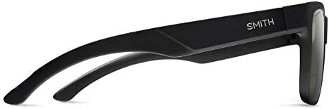 Vista 3 de Smith Optics Lowdown 2 Marco negro mate con lentes ChromaPop polarizadas gris verde y un paño de limpieza Lumintrail