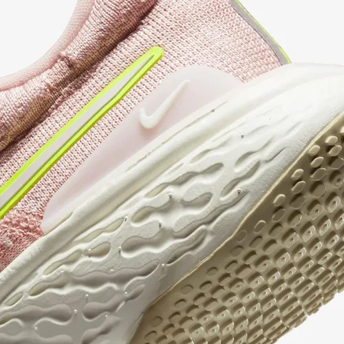 Vista 8 de Nike Women's ZoomX Invincible Run
