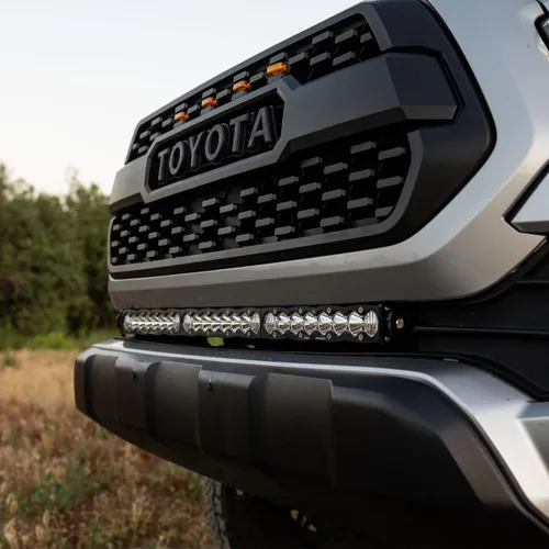 Vista 3 de Baja Designs S8 - Kit de luces LED para parachoques de barra LED de 30 pulgadas para camión Toyota Tacoma 2016-21