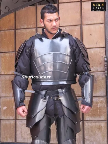 Vista 4 de NauticalMart Armor ConQuest Undead - Conjunto completo de armadura medieval negra