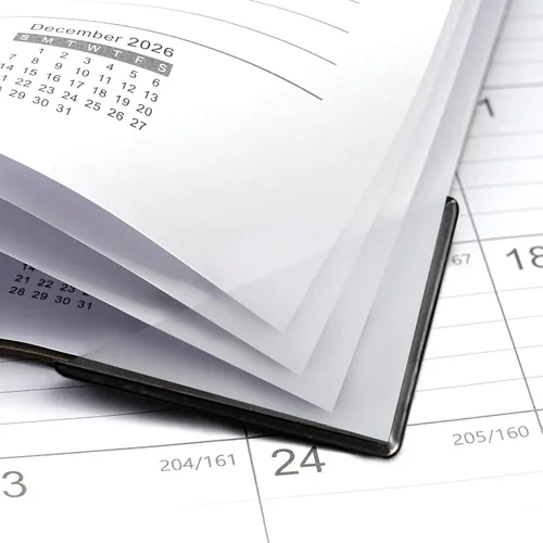 Vista 8 de Calendario de escritorio 2026, enero de 2026 a diciembre de 2026, calendario de 12 meses con protectores de esquina negros, 17 x 12 pulgadas