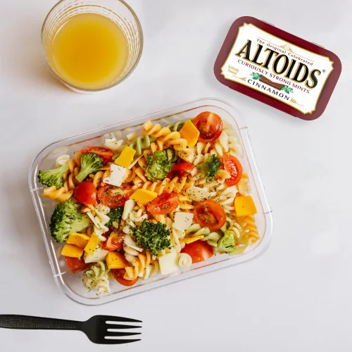 Vista 6 de ALTOIDS - Pastillas de menta duras de canela clásicas en masa, lata de 1.76 oz (paquete de 12)
