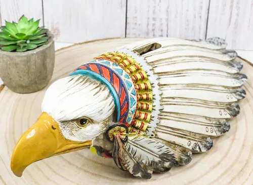Vista 7 de Ebros Gift Wildlife Native Animal Spirit Rústico Águila calva con colorido tocado de jefe indio Piggy Coin Money Bank Jar Figurine