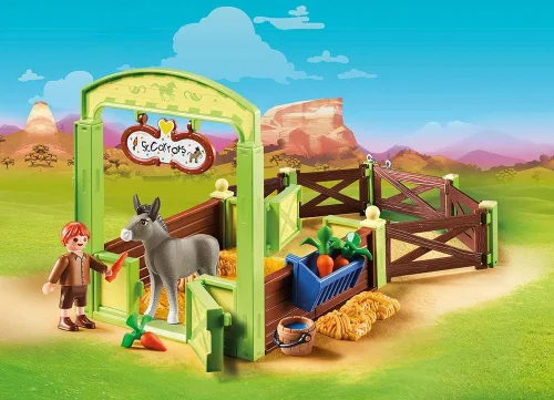 Vista 4 de Playmobil Tijeras de espíritu y zanahorias señor DreamWorks con puesto de caballo