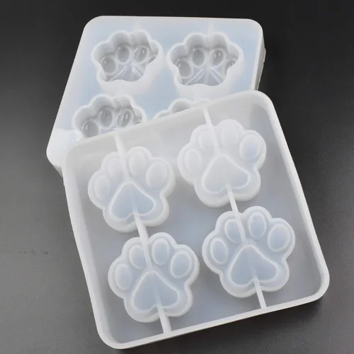 Vista 2 de Paquete de 2 moldes de silicona con forma de patas de gato, 1.5 x 1.4 in