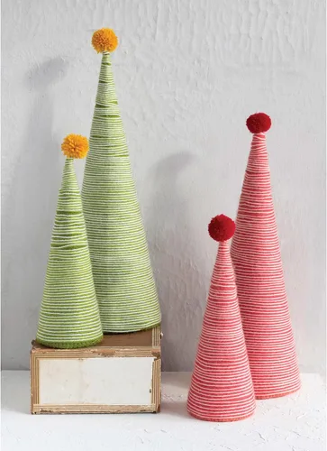 Vista 3 de Creative Co-Op Árbol envuelto en hilo de lana con pompón amarillo, verde