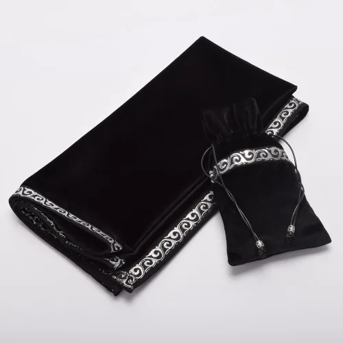 Vista 3 de BLESSUME Mantel de tarot de altar adivinación Wicca cuadrado de terciopelo con bolsa de tarot negro