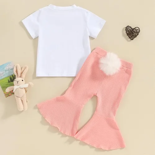 Vista 3 de Traje de verano para niñas pequeñas, camiseta de manga corta con estampado de fresa, pantalones acampanados, diadema, 3 piezas
