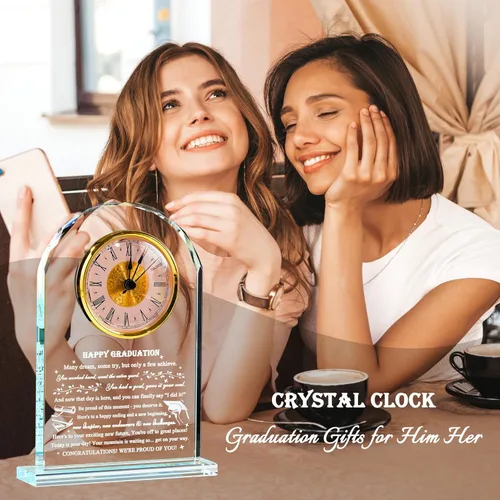 Vista 2 de Regalos de graduación Qianwei para él y ella - Reloj de cristal Clase de 2025 Regalos de presente para mujeres y hombres, graduados de universidad