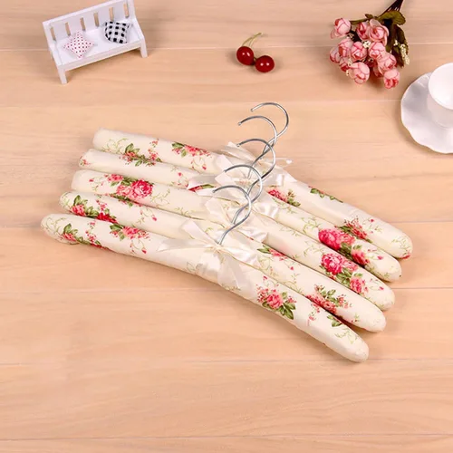 Vista 7 de Perchas acolchadas para ropa, colgador de satén, perchas acolchadas para mujer, suéteres (floral-5 piezas)